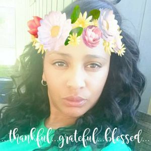 Meet your Posher, Iris